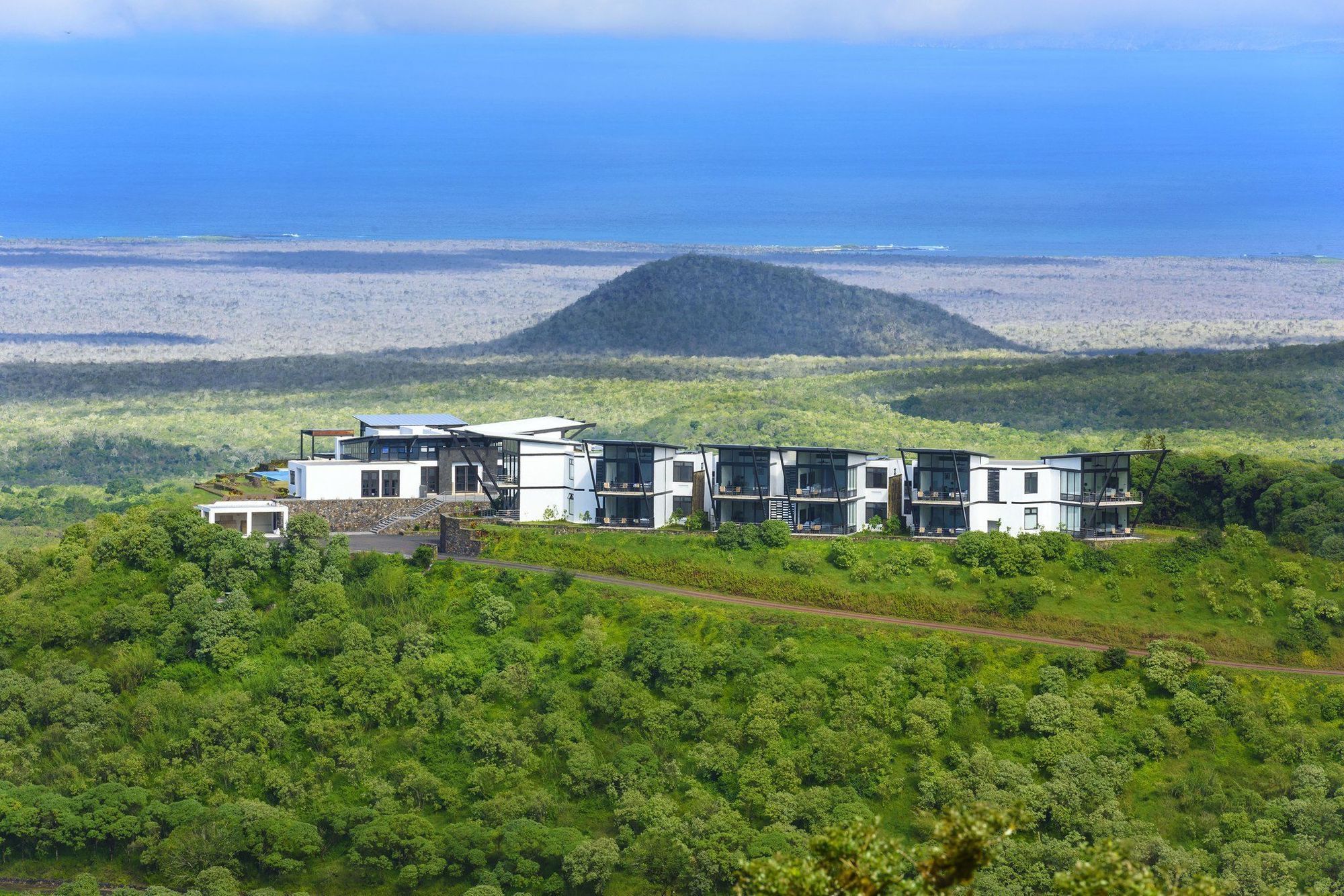 Pikaia Lodge Santa Cruz Island Exteriör bild