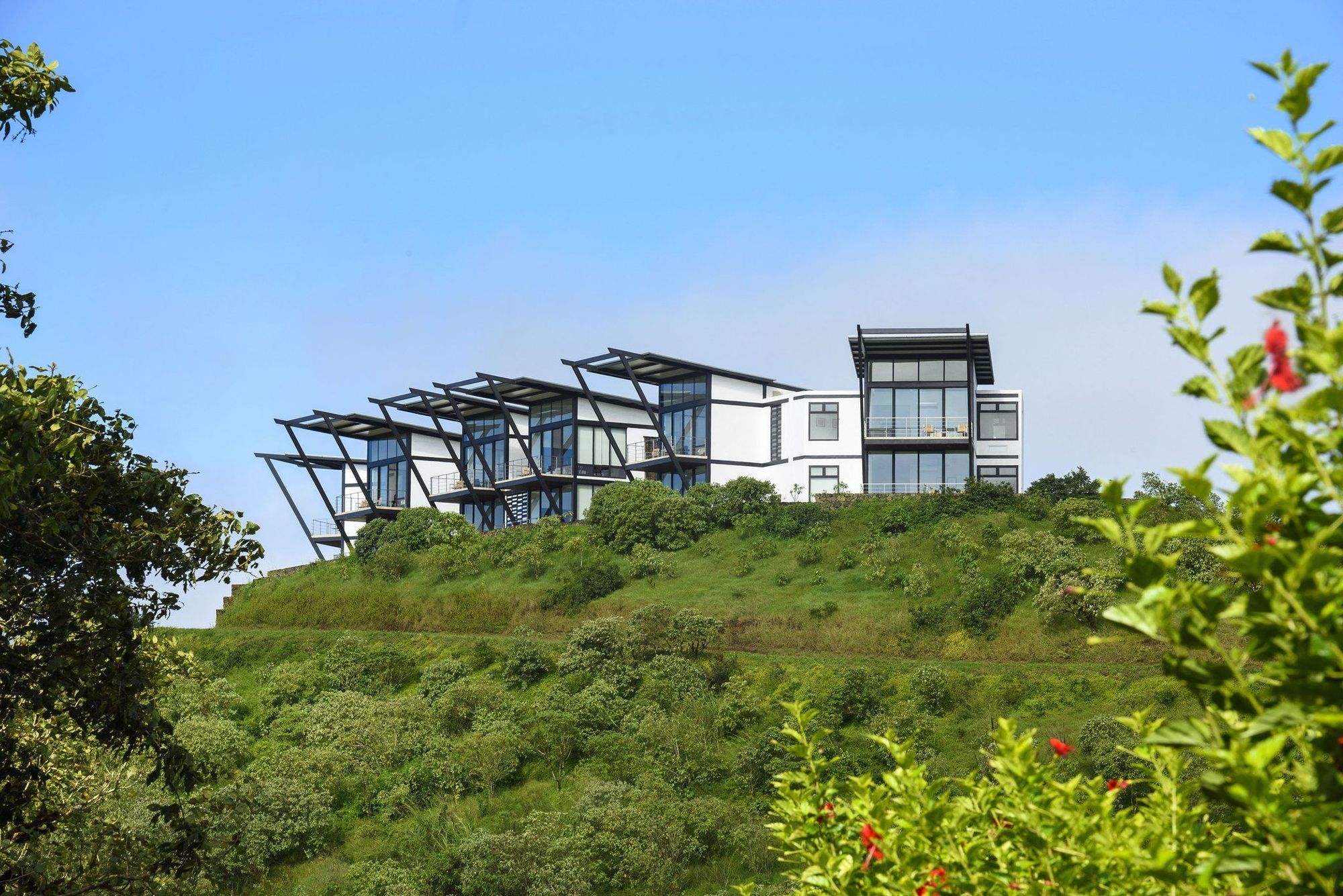 Pikaia Lodge Santa Cruz Island Exteriör bild
