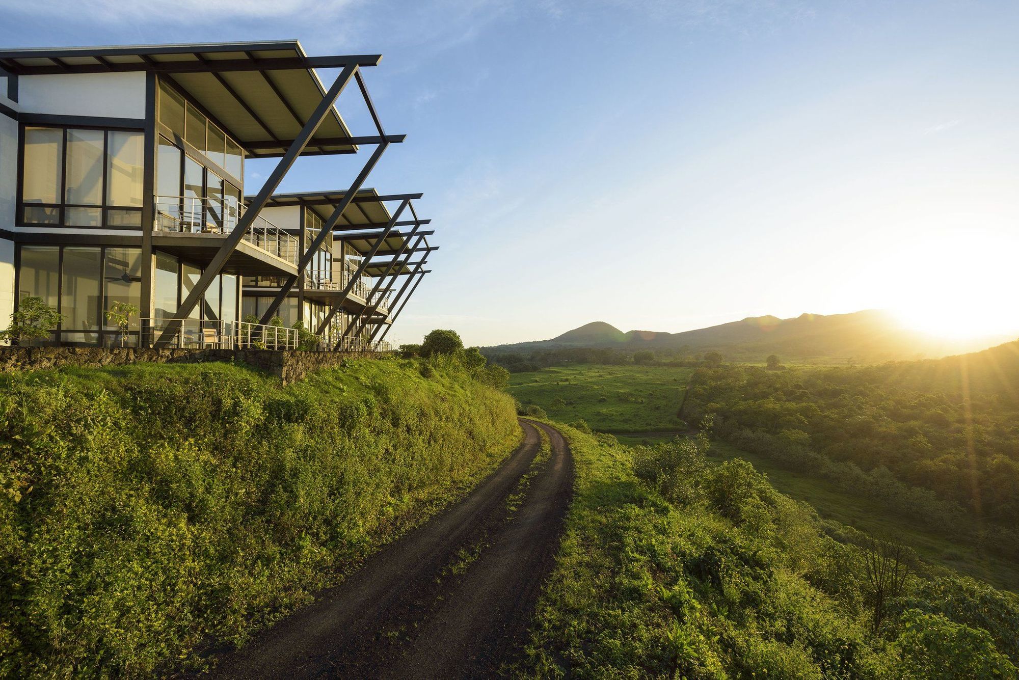 Pikaia Lodge Santa Cruz Island Exteriör bild